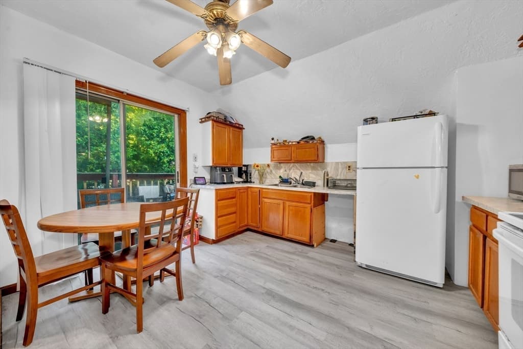 Multi Family at 56 Park St, Hudson MA 01749, Hudson, photo 18 of 30