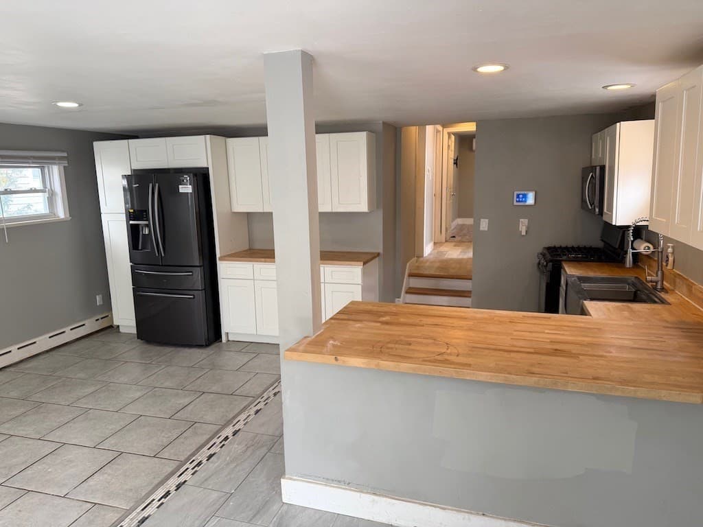 493 Rivet St, New Bedford MA 02740 photo 7