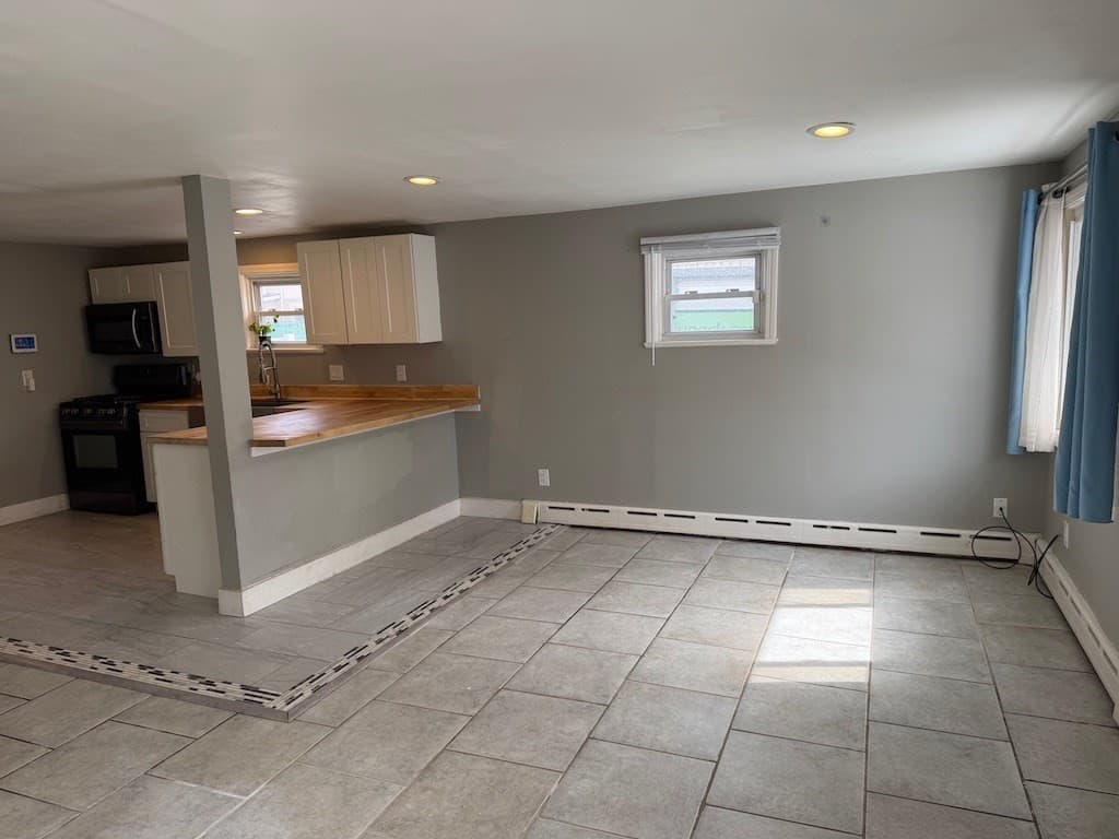 493 Rivet St, New Bedford MA 02740 photo 5
