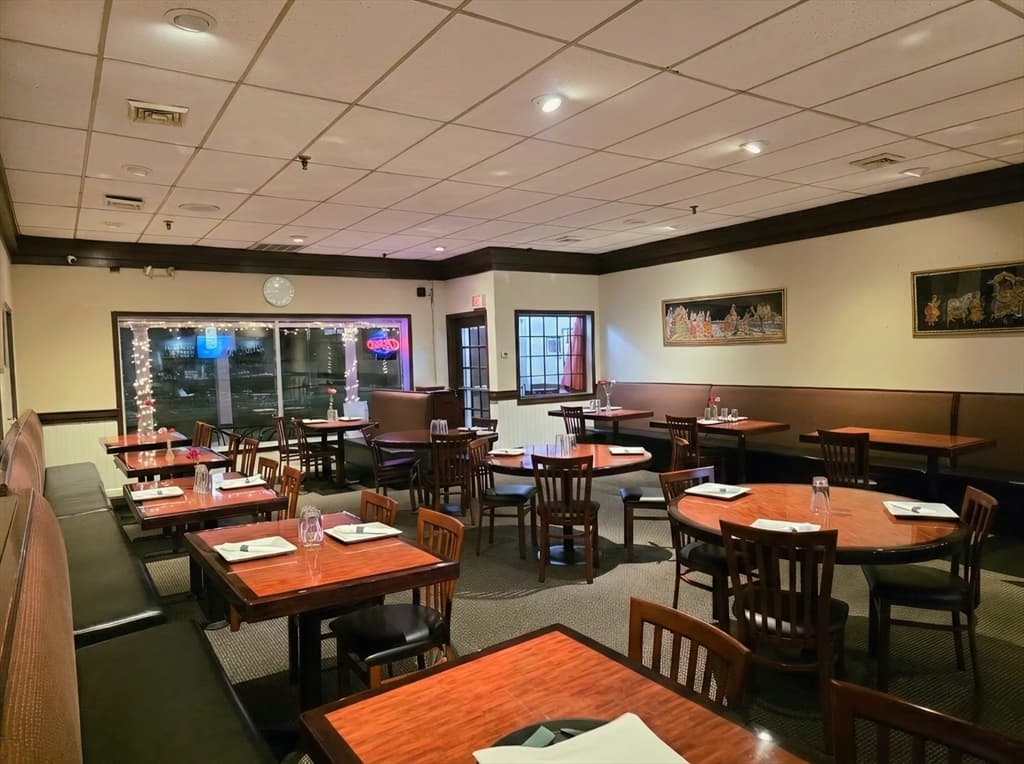 505 Main Street, Barnstable MA 02601 photo 2