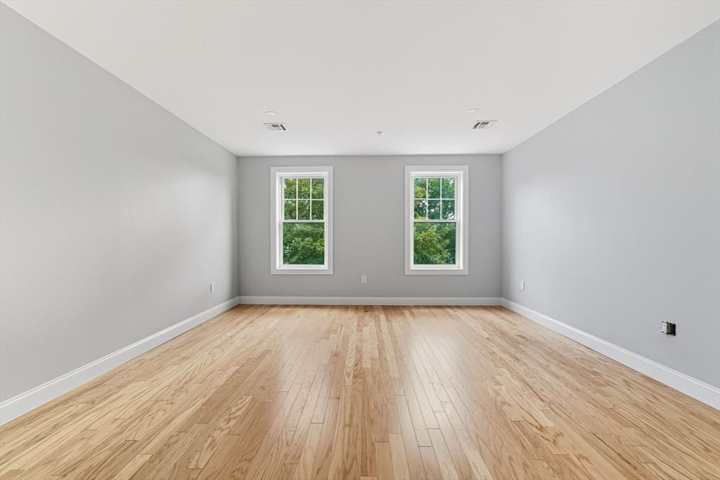 Condominium at 585 Washington St # 1, Quincy MA 02169, photo 12 of 22