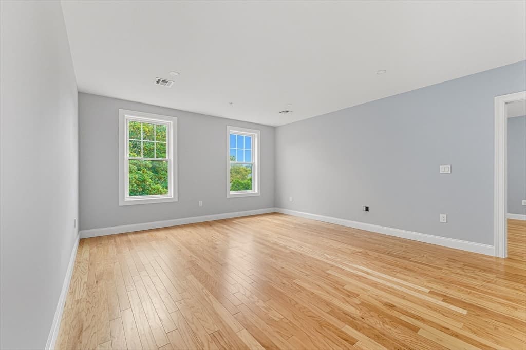 Condominium at 585 Washington St # 1, Quincy MA 02169, photo 11 of 22
