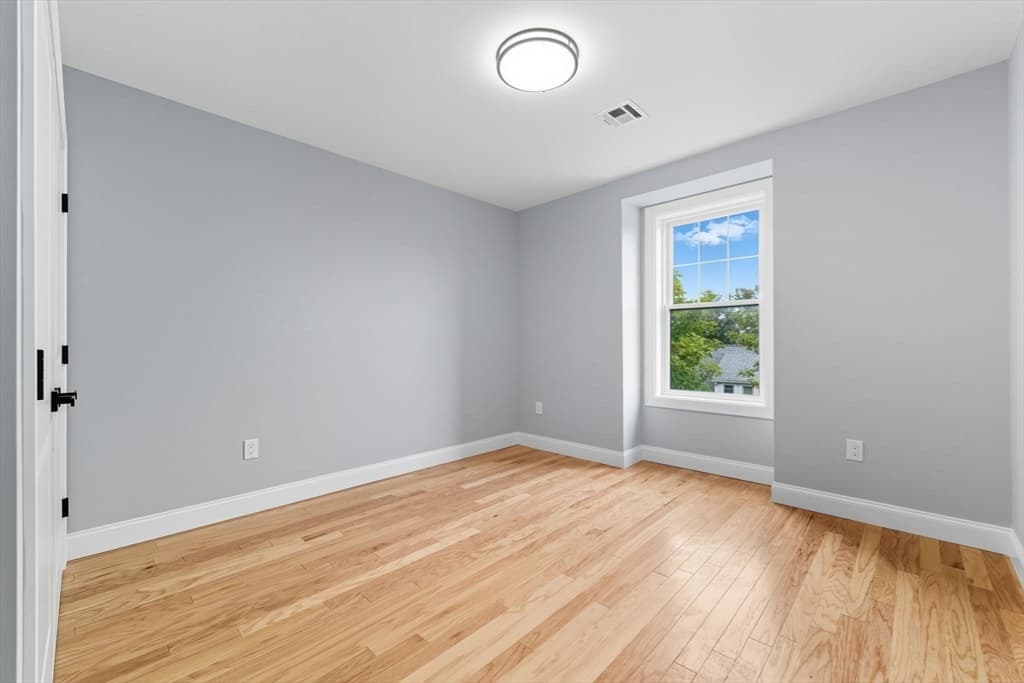 Condominium at 585 Washington St # 1, Quincy MA 02169, photo 19 of 22