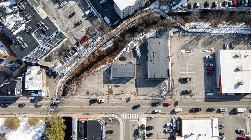 42 County St, Attleboro MA 02703 photo 6
