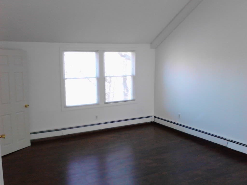 4 Family at 233 Washington Ave, Revere MA 02151, photo 5 of 14