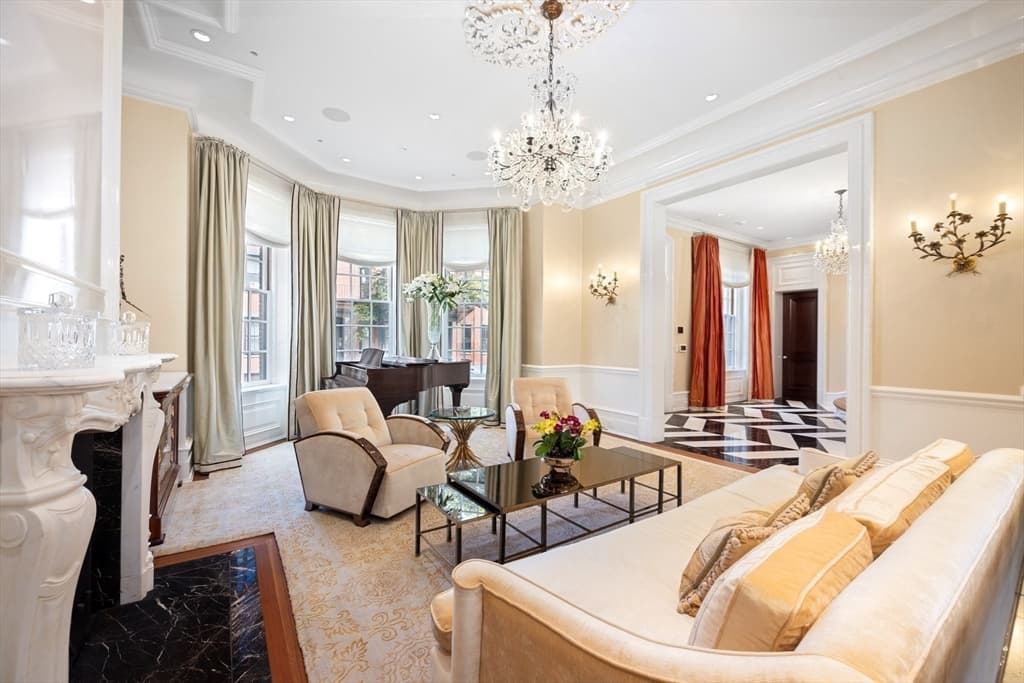 Single Family Residence at 4 Gloucester Street, Boston MA 02115, Boston, photo 5 of 32