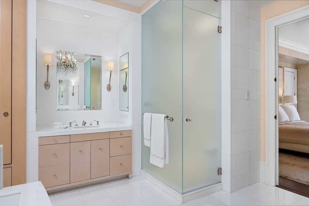 Single Family Residence at 4 Gloucester Street, Boston MA 02115, Boston, photo 18 of 32