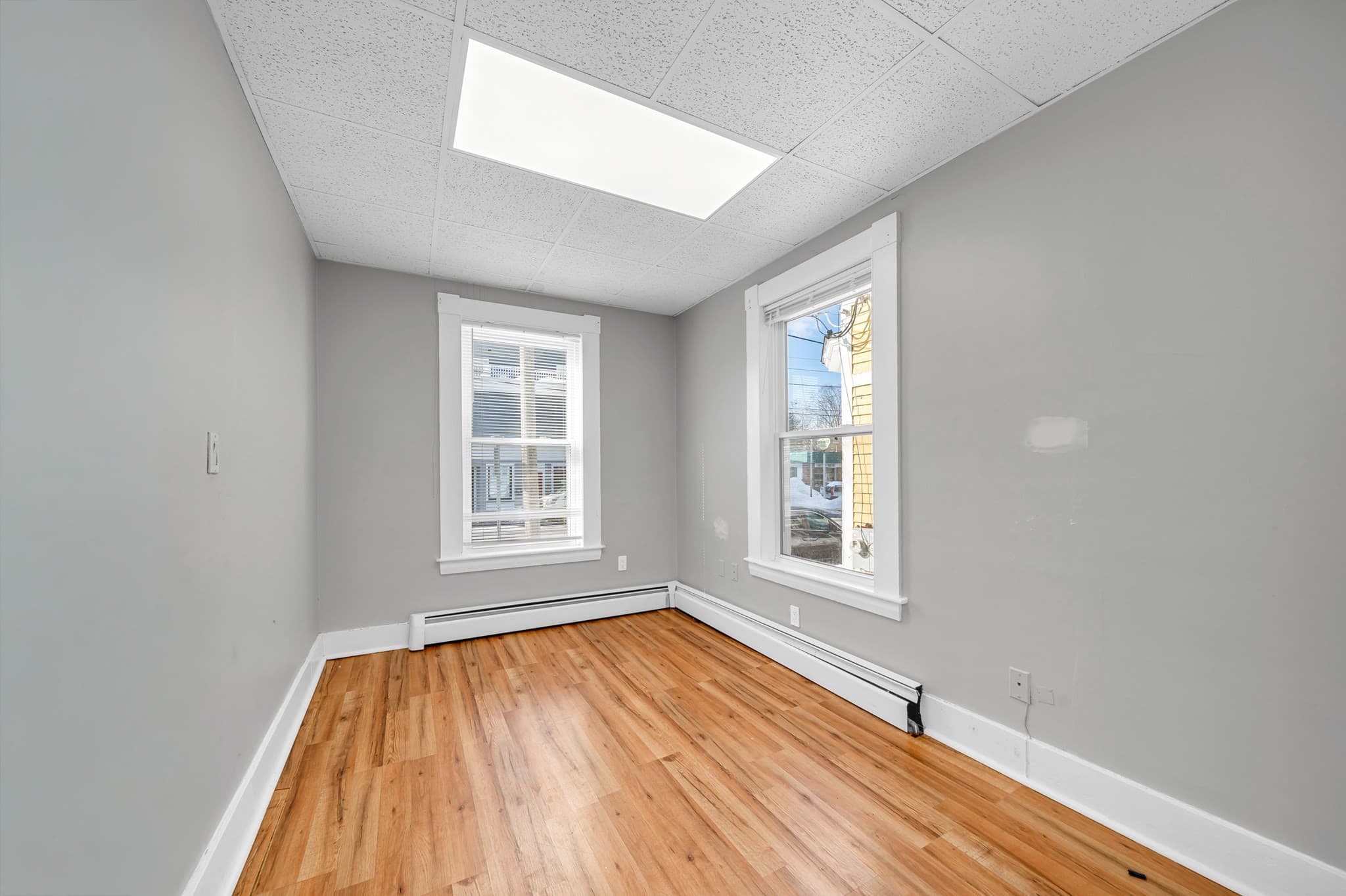 5+ Family - 5+ Units Up/Down at 94 Main St, North Andover MA 01845, photo 15 of 30
