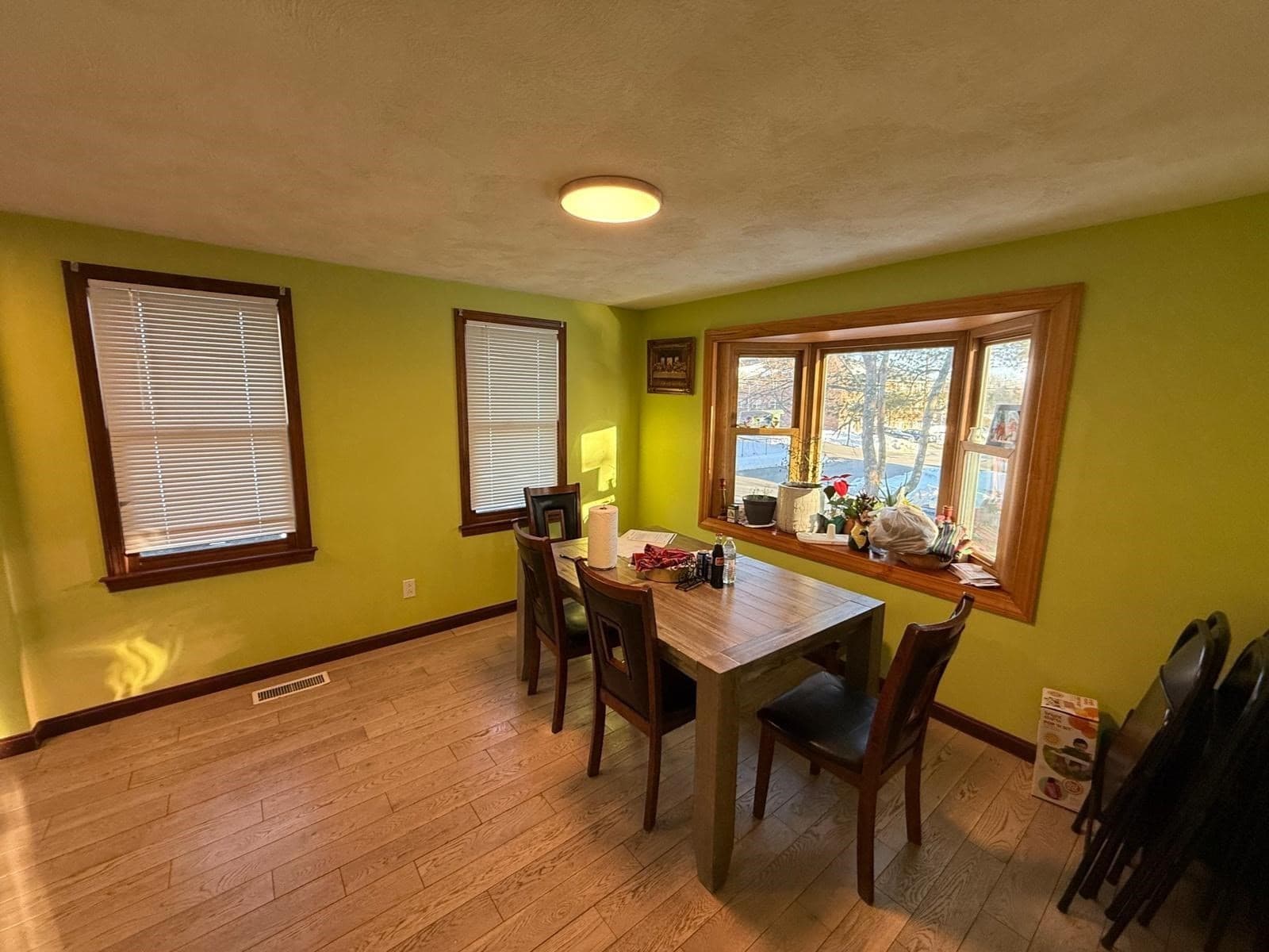 Single Family Residence at 471 Butman Rd, Lowell MA 01852, photo 8 of 30