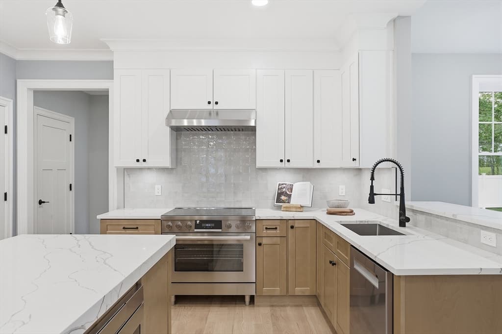 Single Family Residence at 6 Lane Avenue, Bedford MA 01730, Bedford, photo 12 of 42
