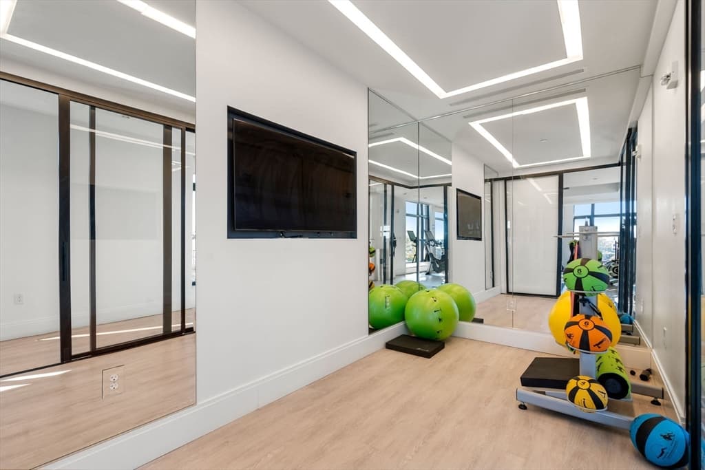 Condominium at 191 Washington St # 615, Boston MA 02135, photo 20 of 23