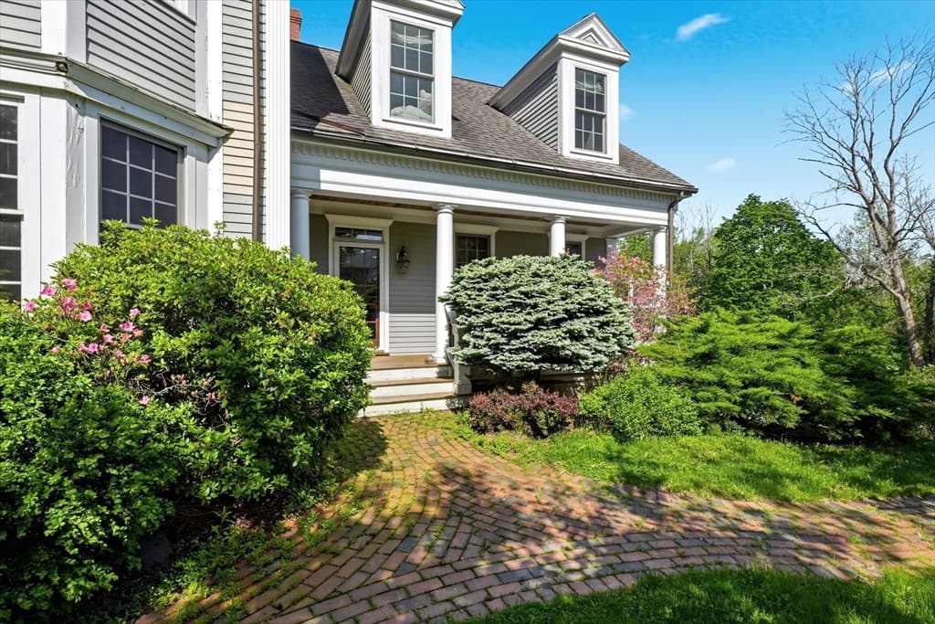 4 Knights Ct, Newbury MA 01951 photo 3