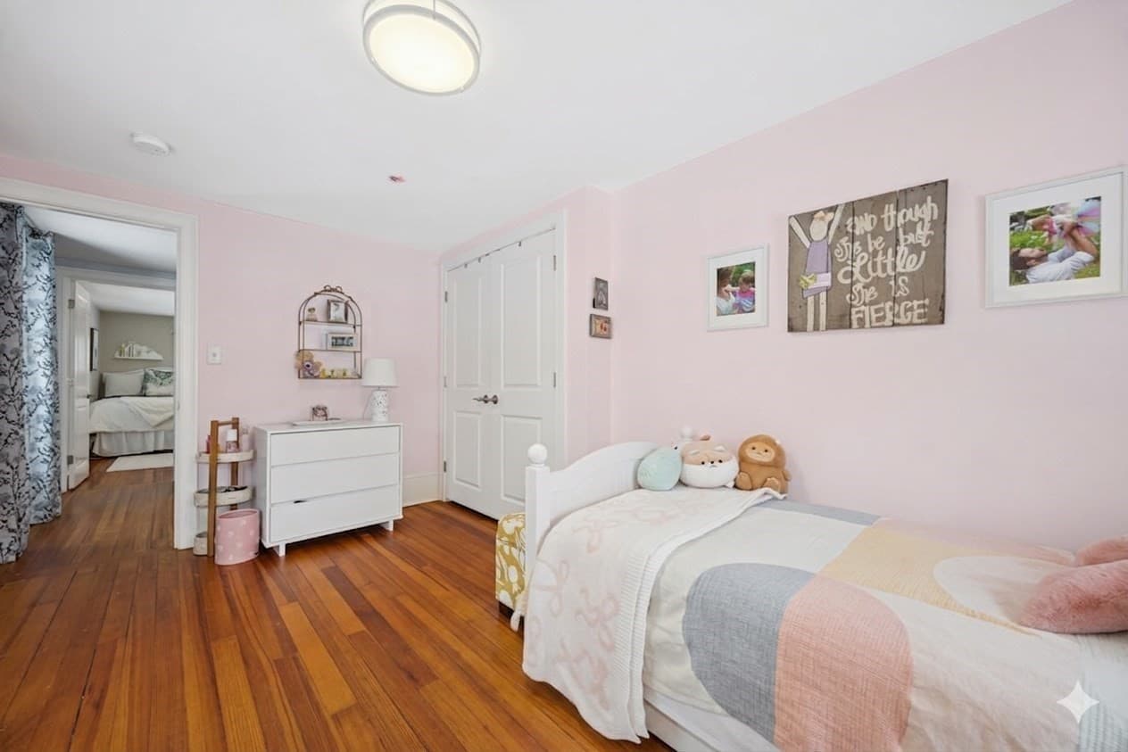 Single Family Residence at 2 Sterling Court, Northborough MA 01532, photo 18 of 29