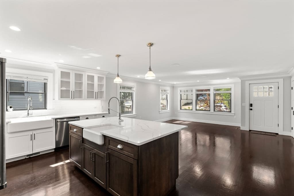 Condominium at 4 Crossman St # 4, Boston MA 02126, photo 7 of 22