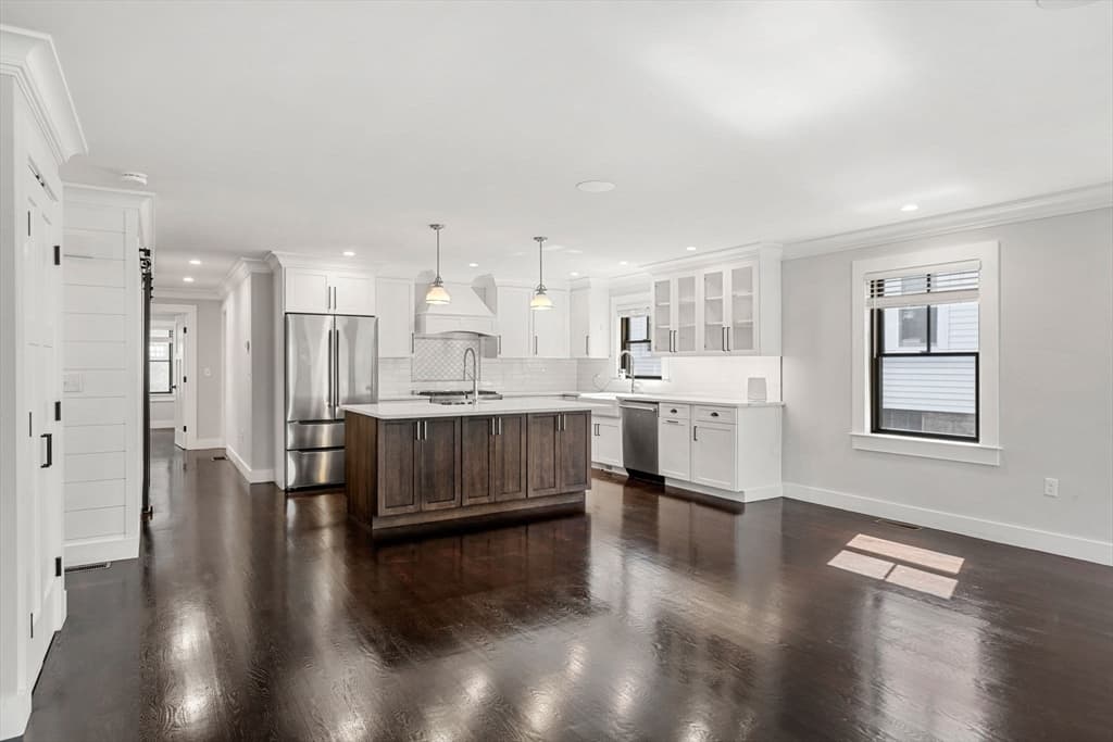 Condominium at 4 Crossman St # 4, Boston MA 02126, photo 3 of 22