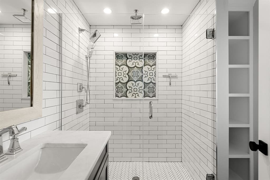 Condominium at 4 Crossman St # 4, Boston MA 02126, photo 15 of 22