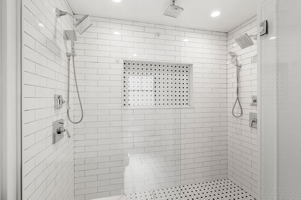 Condominium at 4 Crossman St # 4, Boston MA 02126, photo 11 of 22