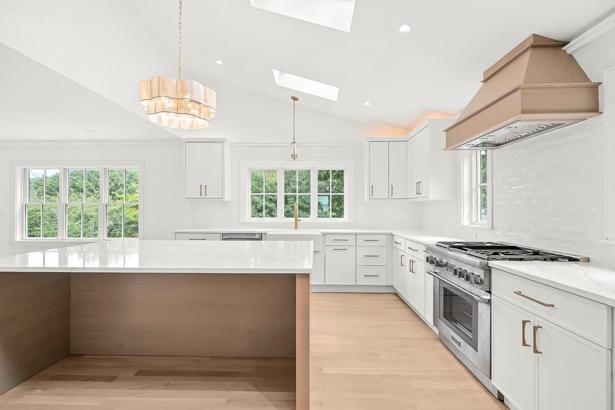 Single Family Residence at 9 Albamont Road, Winchester MA 01890, photo 9 of 42
