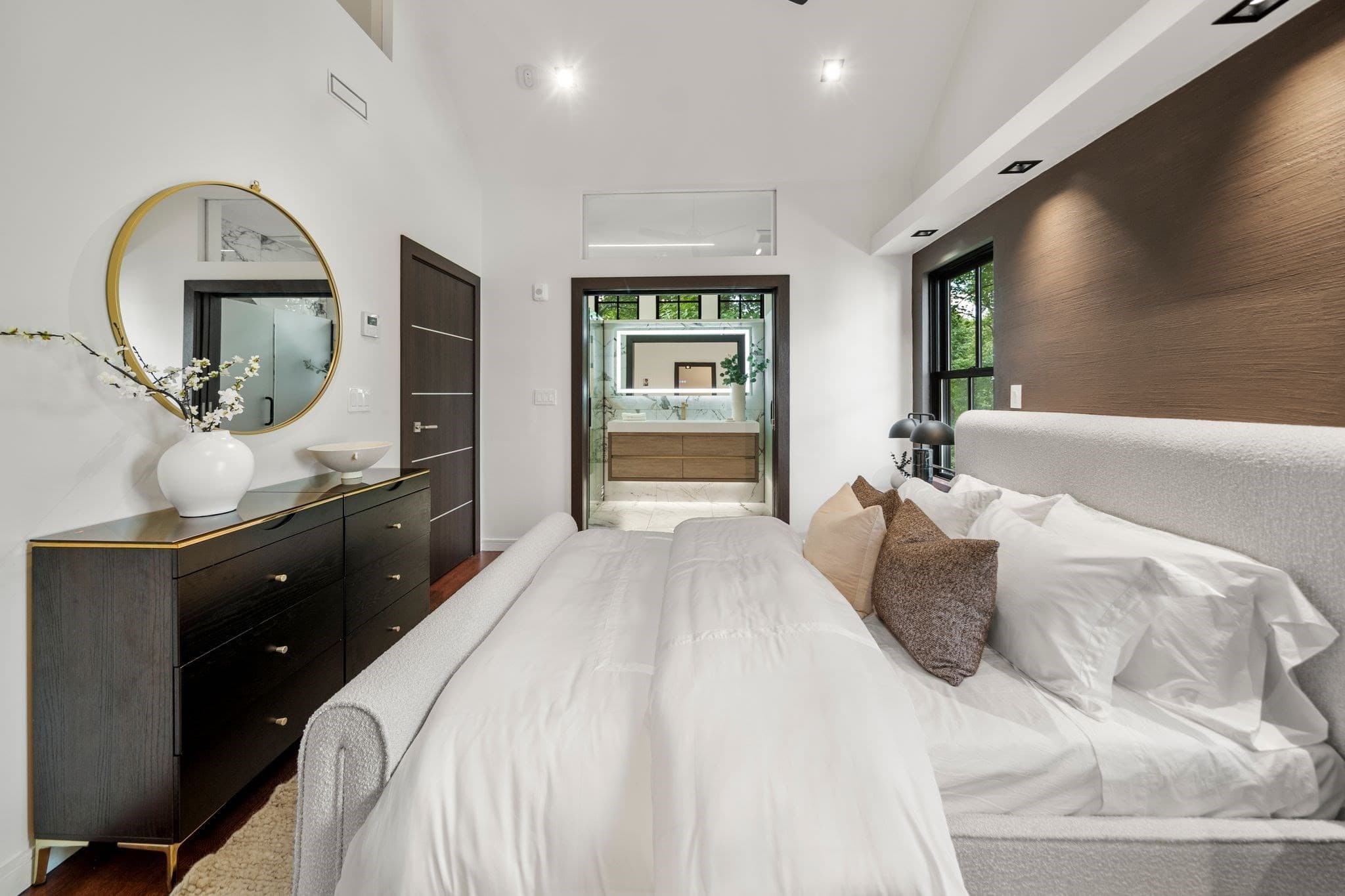 Condominium at 302 Elliot St. Carriage House N # 3, Newton MA 02464, photo 13 of 33
