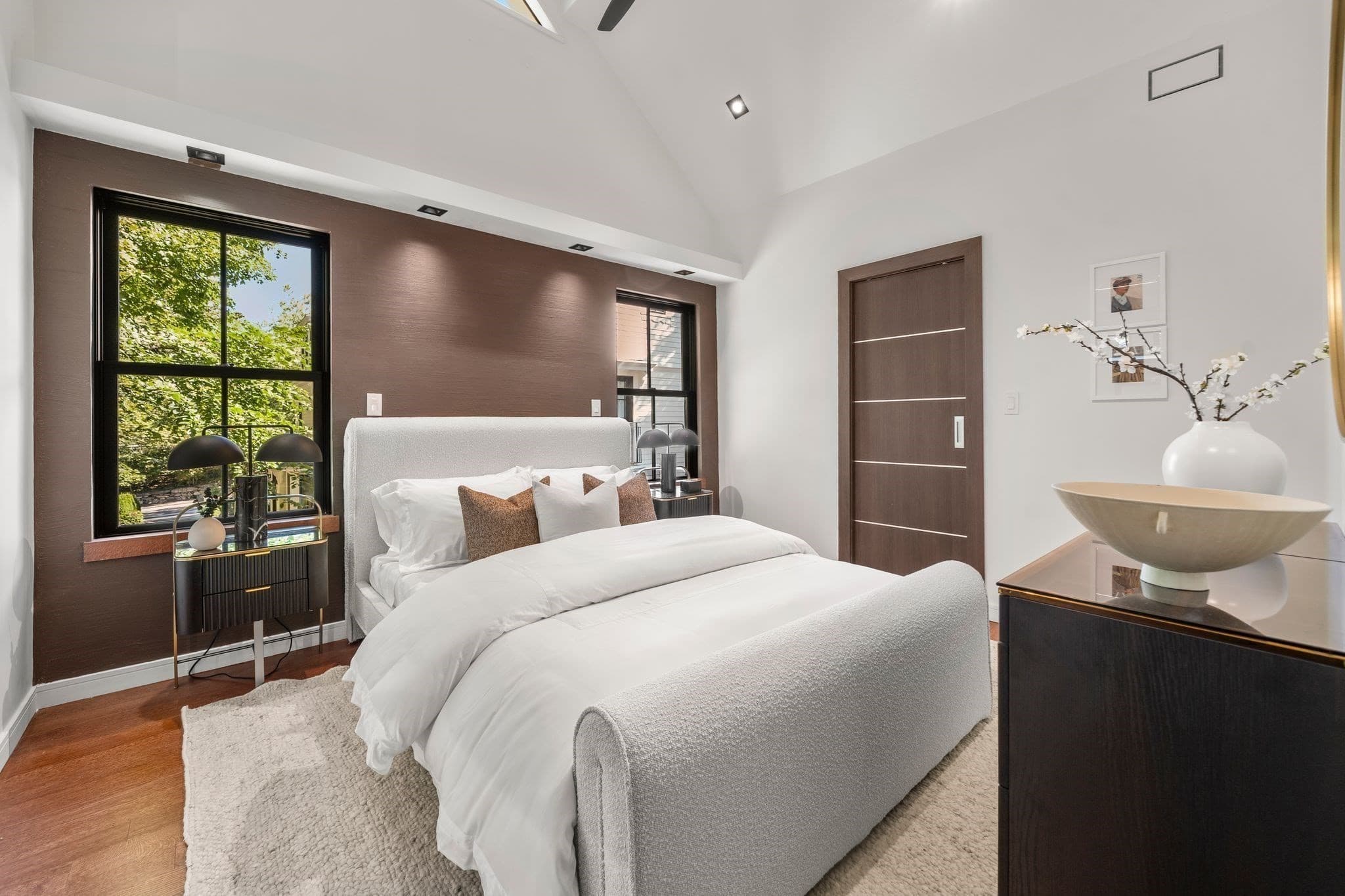 Condominium at 302 Elliot St. Carriage House N # 3, Newton MA 02464, photo 12 of 33
