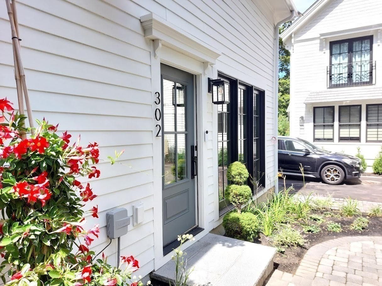 Condominium at 302 Elliot St. Carriage House N # 3, Newton MA 02464, photo 26 of 33