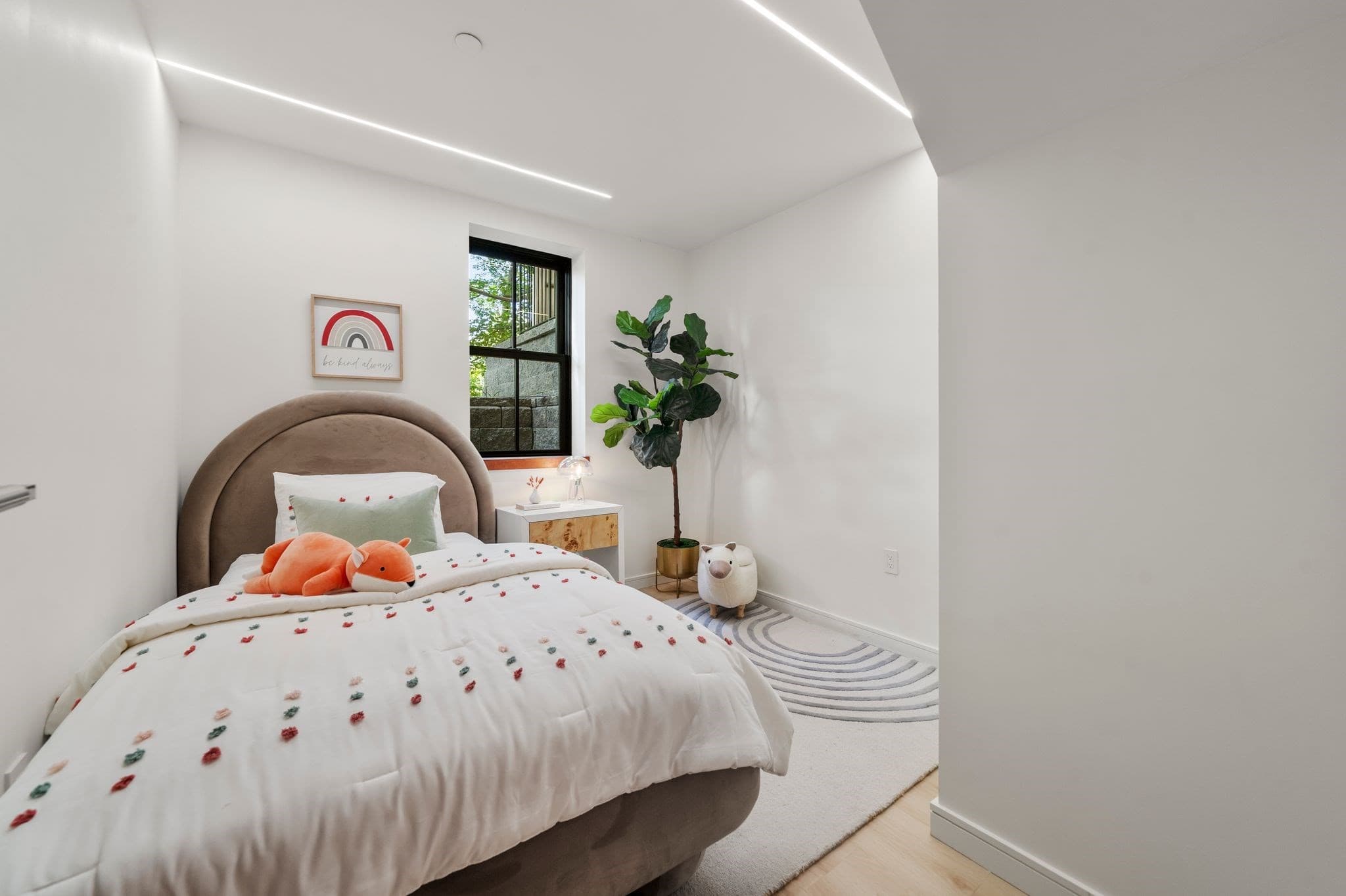 Condominium at 304 Elliot St. Carriage House S # 4, Newton MA 02464, photo 17 of 29