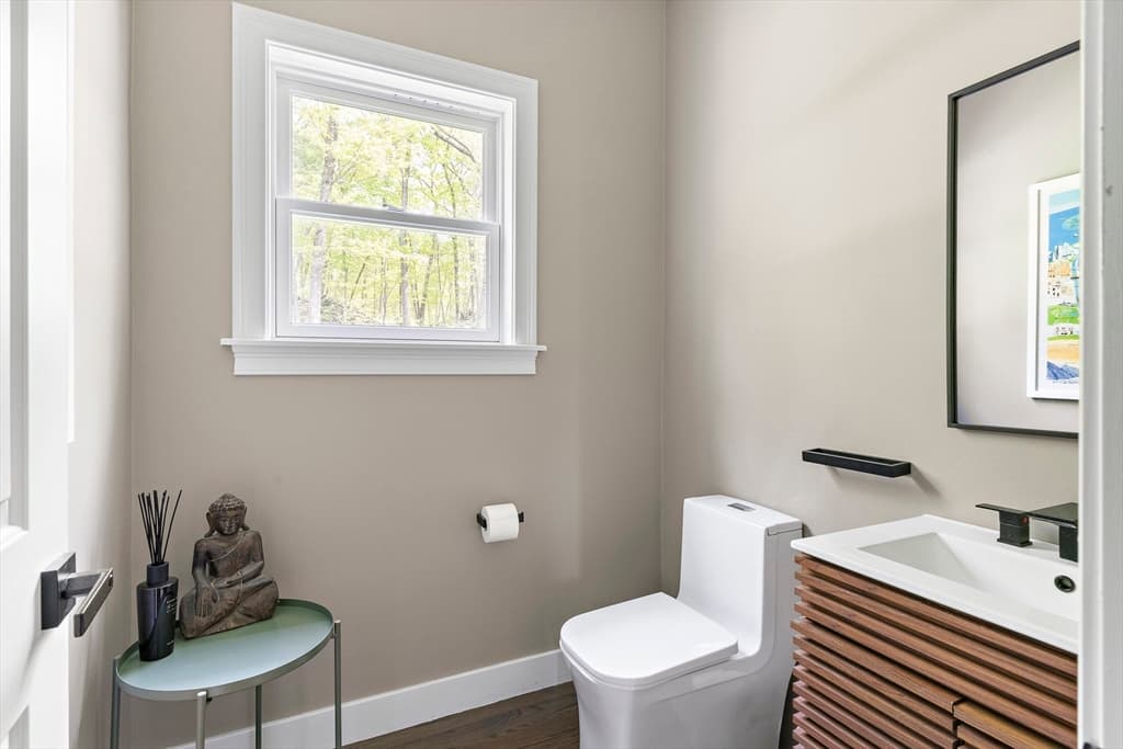 Single Family Residence at 122 Green St., Northborough MA 01532, Northborough, photo 14 of 41