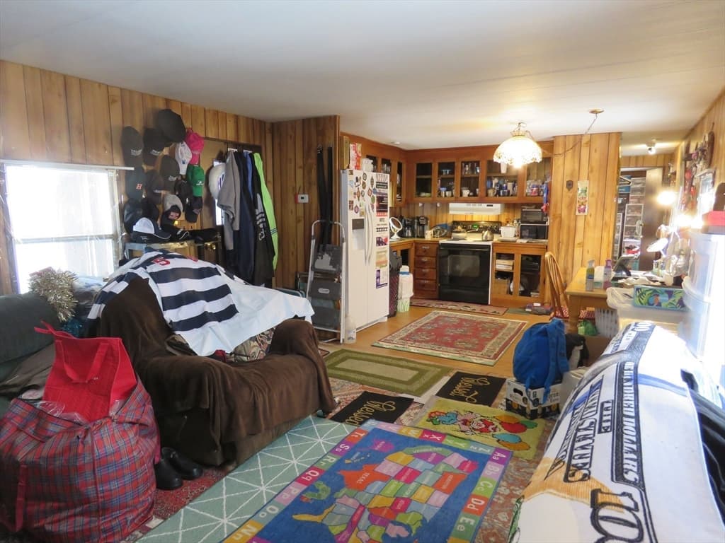 49 Eastbridge Drive, Taunton MA 02780 photo 3