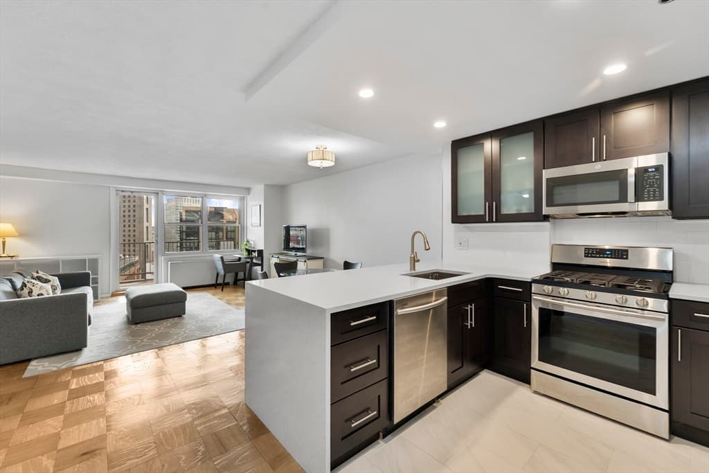Condominium at 151 Tremont St # 16A, Boston MA 02111, photo 8 of 34