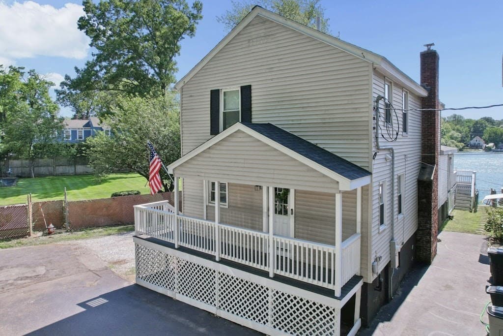 Single Family Residence at 12 Brookside Place, Shrewsbury MA 01545, photo 2 of 37