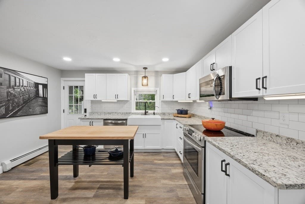 Single Family Residence at 12 Brookside Place, Shrewsbury MA 01545, photo 19 of 37