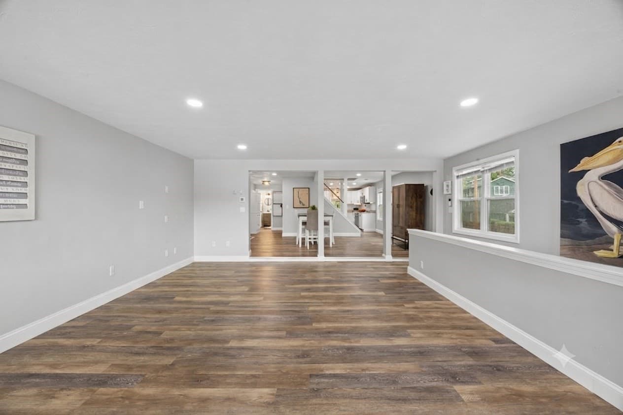 Single Family Residence at 12 Brookside Place, Shrewsbury MA 01545, photo 8 of 37