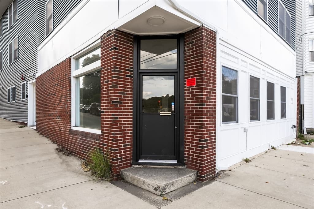 1 Glenwood St # 6, Malden MA 02148 photo 2