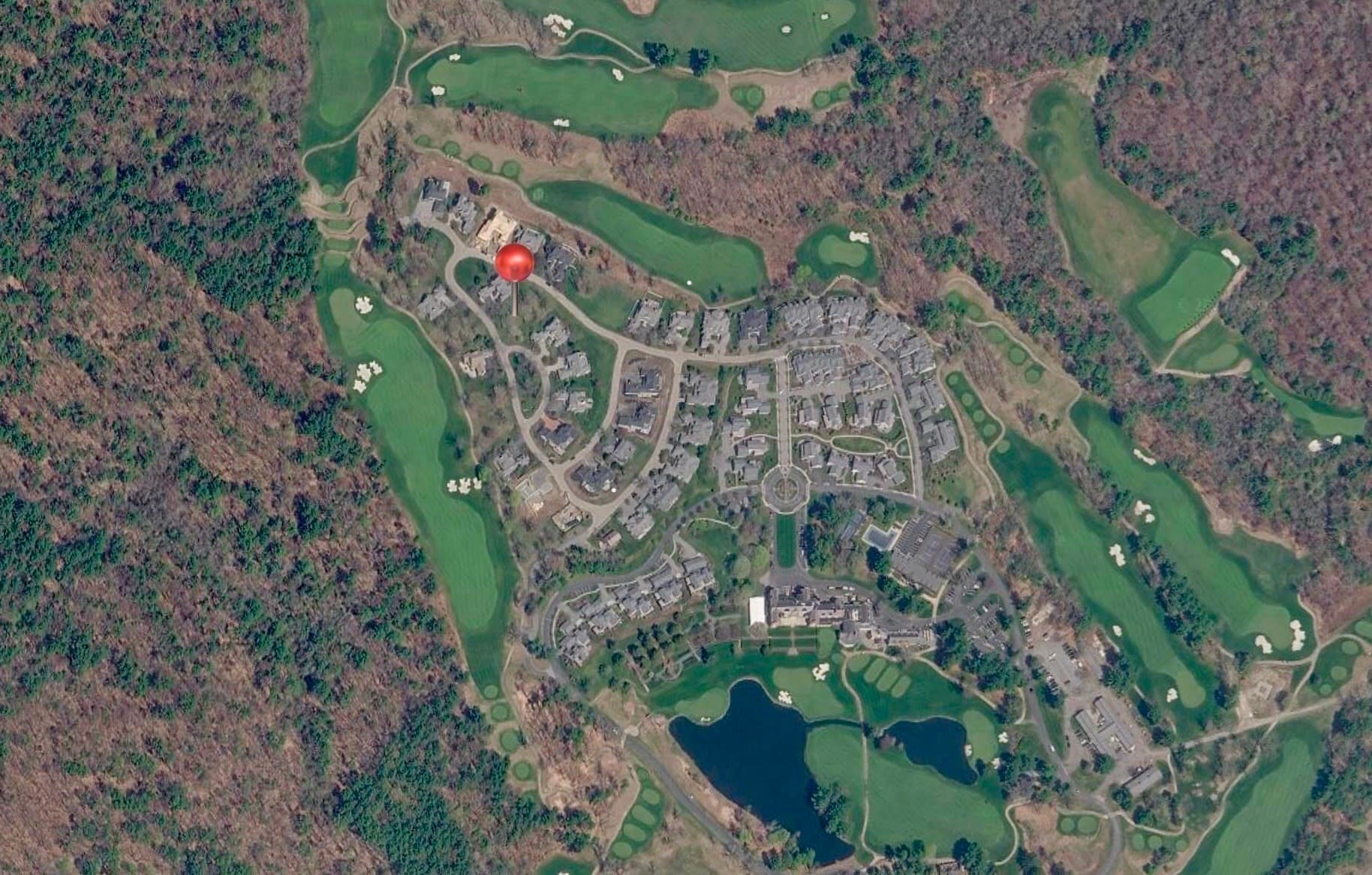 Single Family Residence at 9 Booth Ct, Ipswich MA 01938, photo 8 of 9