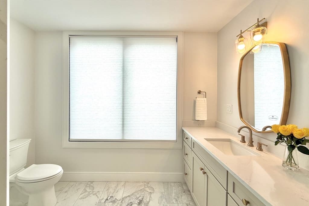 Condominium at 809-811 Heath St # 811, Brookline MA 02467, photo 18 of 35