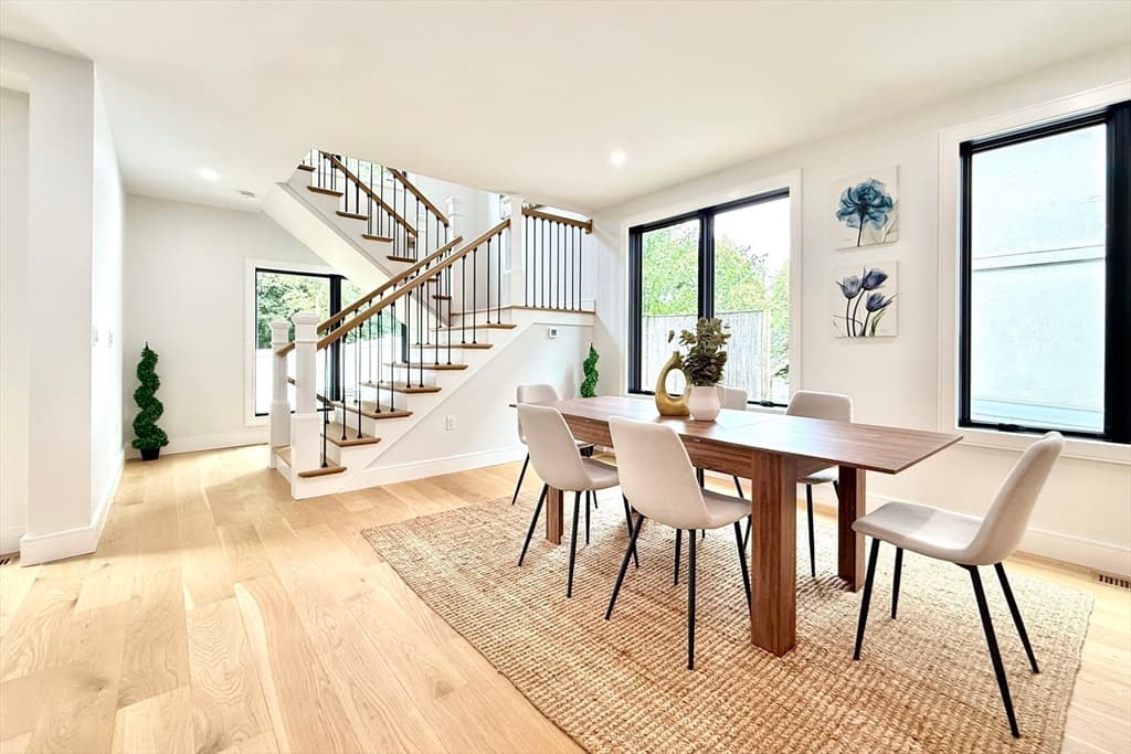Condominium at 809-811 Heath St # 811, Brookline MA 02467, photo 8 of 35