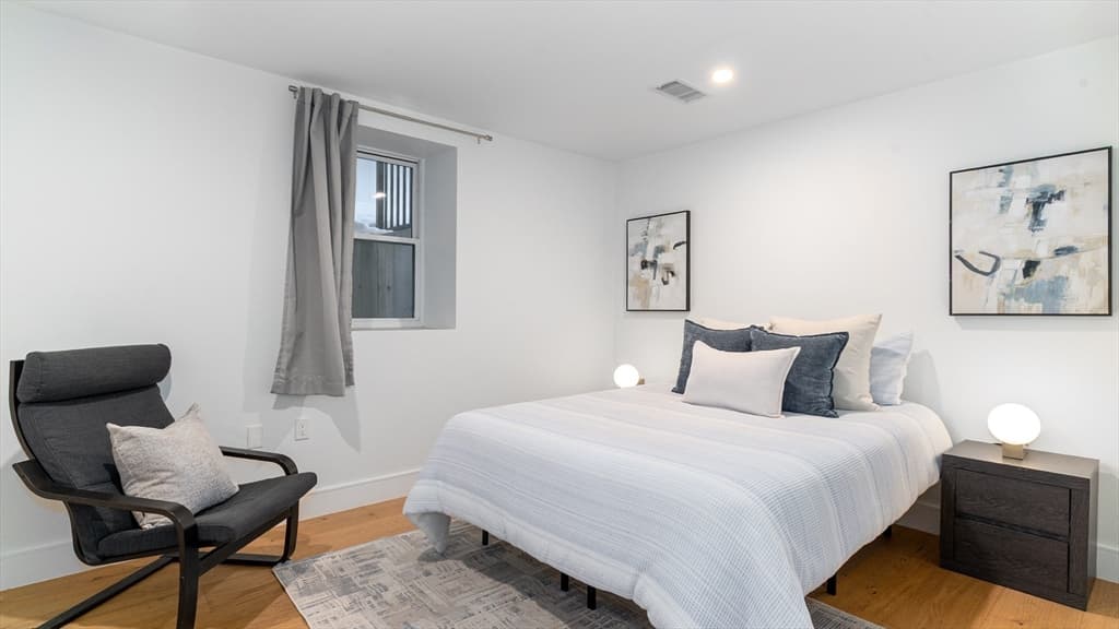 Condominium at 89 Cleveland St # 89, Arlington MA 02474, Arlington, photo 15 of 23
