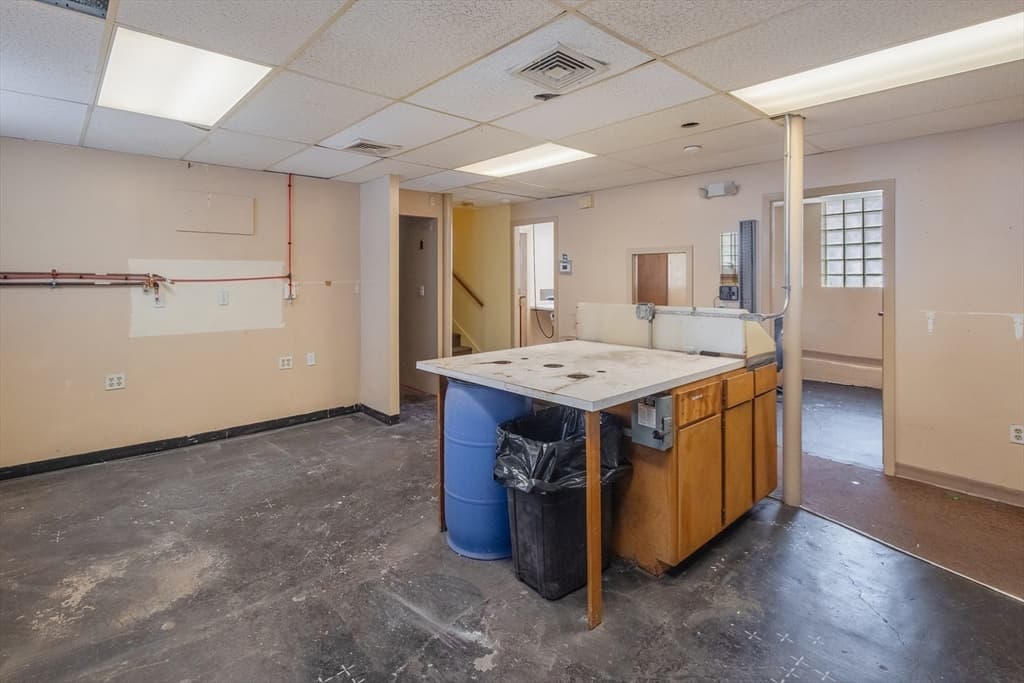 25-29 Spring St, Waltham MA 02451 photo 6