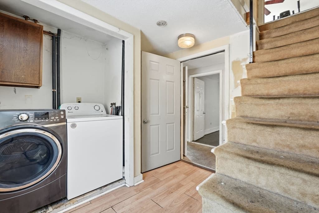 Multi Family at 2 Water St, Greenfield MA 01301, Greenfield, photo 17 of 41