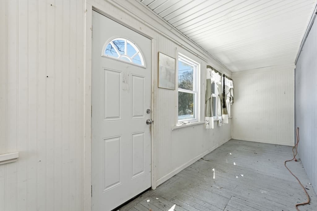 Multi Family at 2 Water St, Greenfield MA 01301, Greenfield, photo 10 of 41