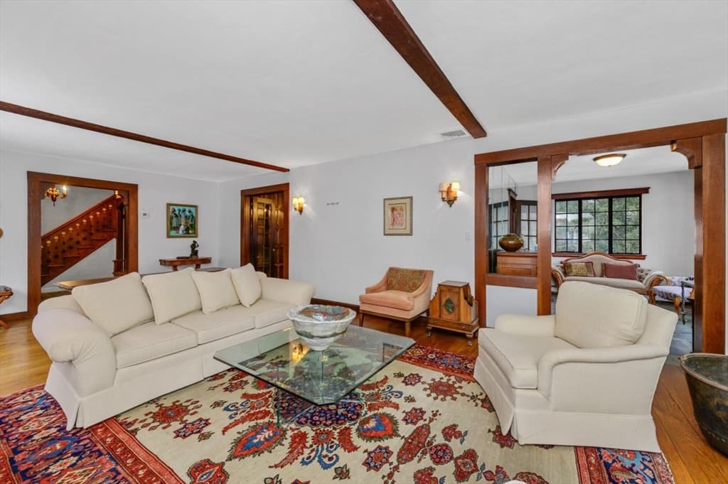 764 Hammond St, Brookline MA 02467 photo 6