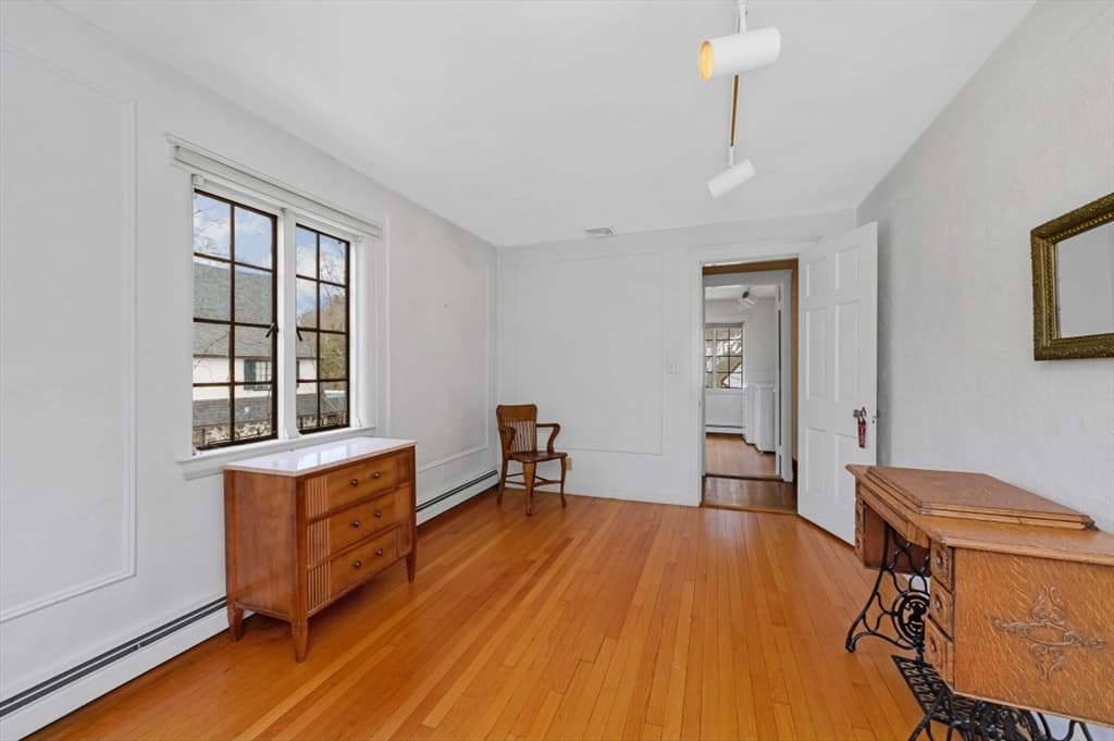 764 Hammond St, Brookline MA 02467 photo 17