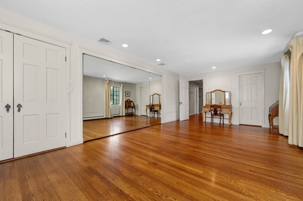 764 Hammond St, Brookline MA 02467 photo 22