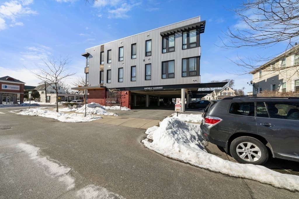 240 Salem St # 3B, Medford MA 02155 photo 41