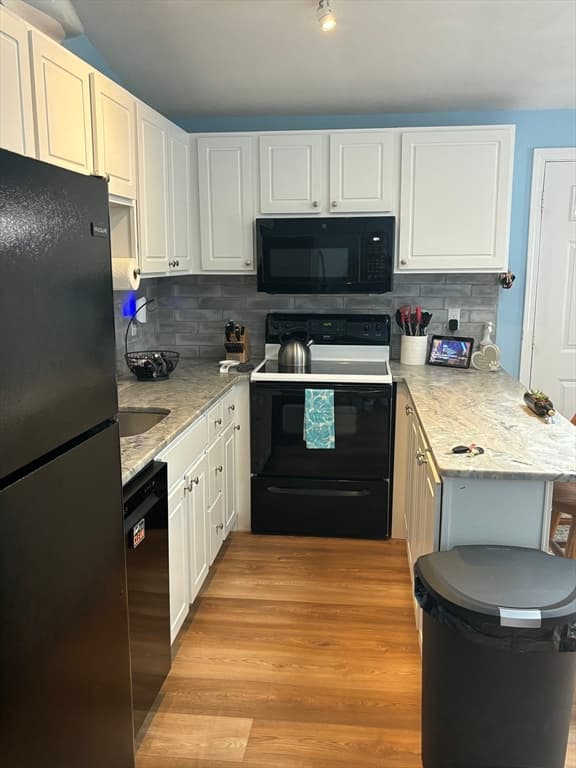 Condominium at 70 Cape Dr # 14D, Mashpee MA 02649, Mashpee, photo 6 of 14