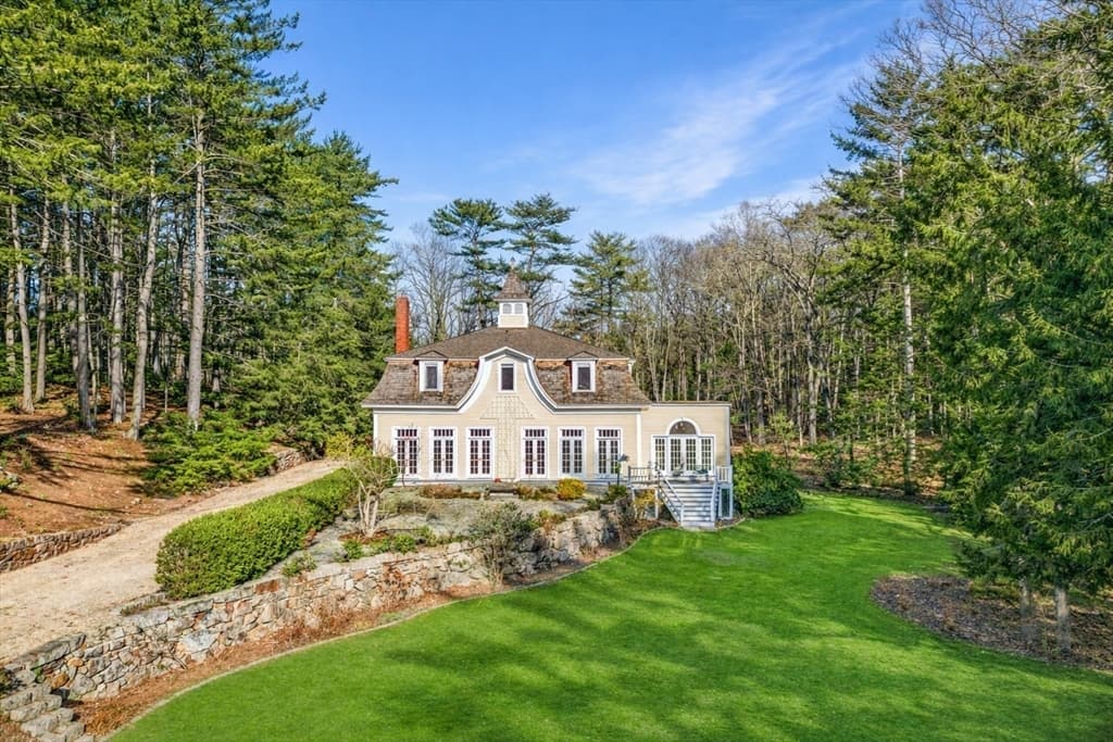 48 Paine Avenue, Beverly MA 01915