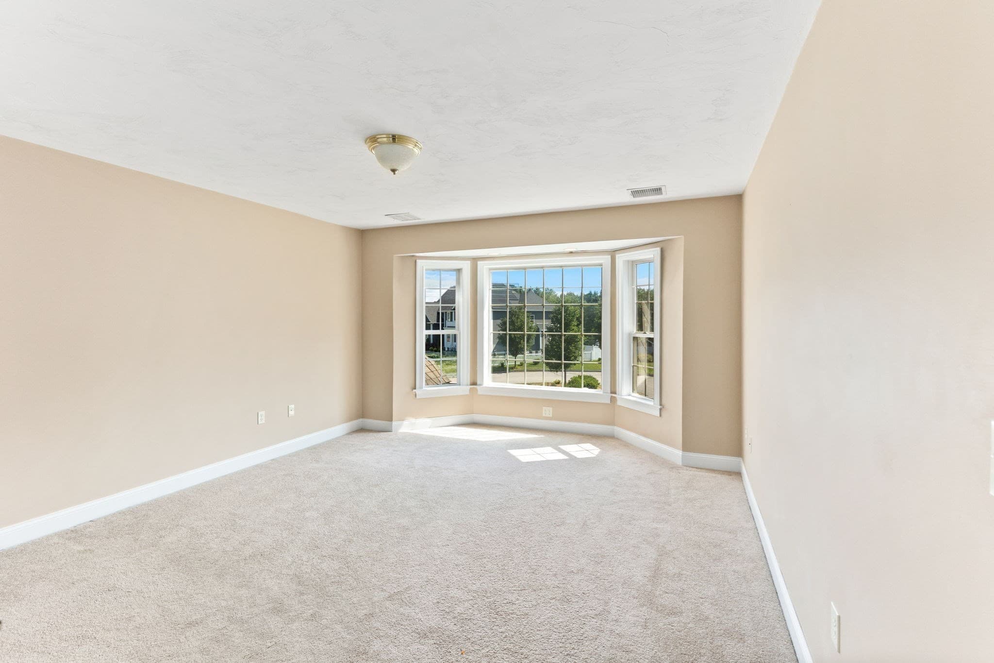Single Family Residence at 23 Lullaby Lane, Easton MA 02356, photo 26 of 33