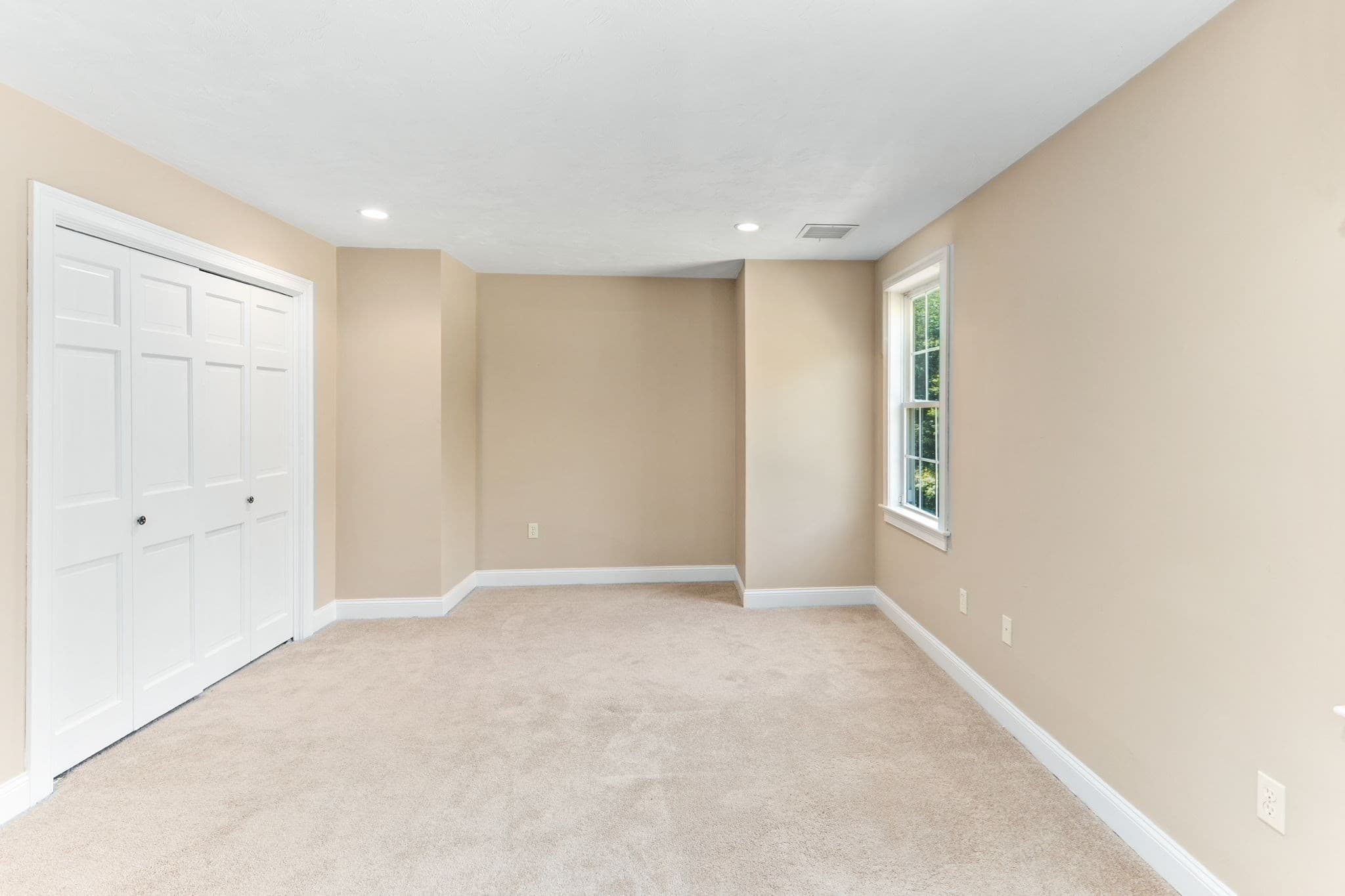 Single Family Residence at 23 Lullaby Lane, Easton MA 02356, photo 28 of 33