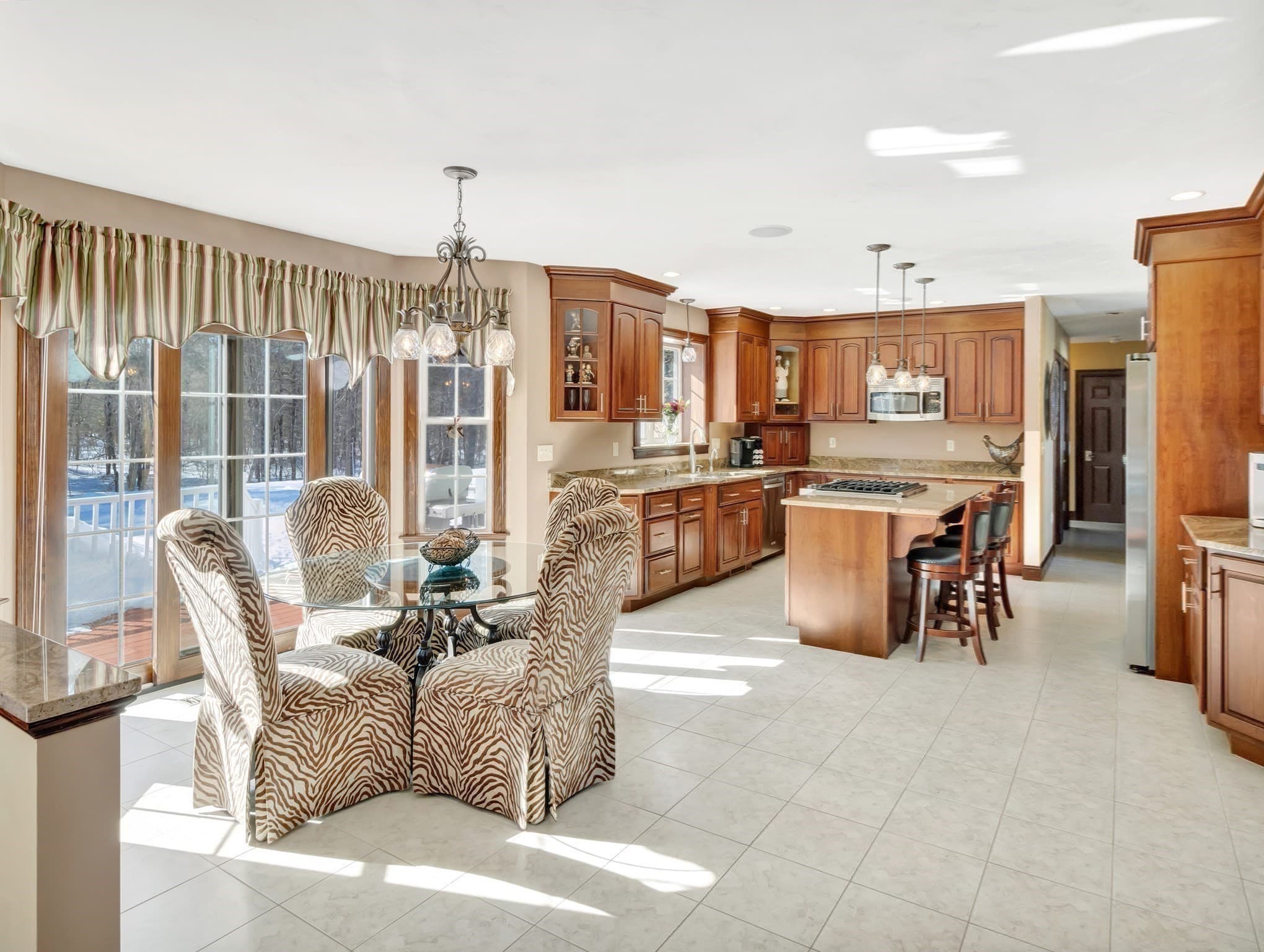 Single Family Residence at 23 Lullaby Lane, Easton MA 02356, photo 8 of 33