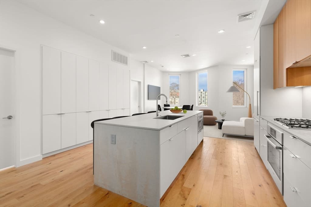 Condominium at 80 Terrace Street # 501, Boston MA 02120, photo 7 of 22